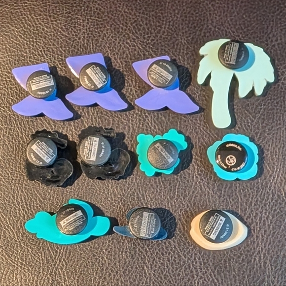 Lot of 11 Underwater Ocean Genuine Jibbitz from 2019-2023 - Picture 4 of 4